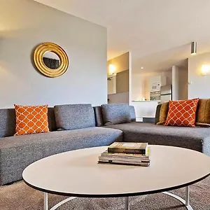 Hotel Accommodate - Griffin, Canberra