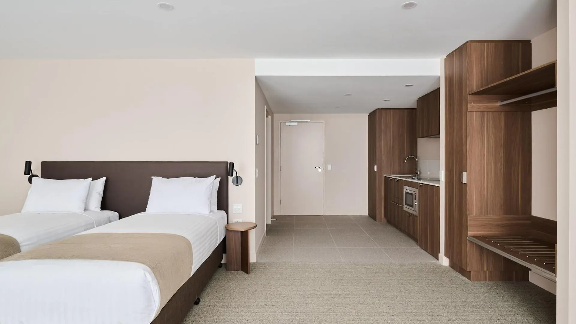 Abode Phillip Hotel Canberra