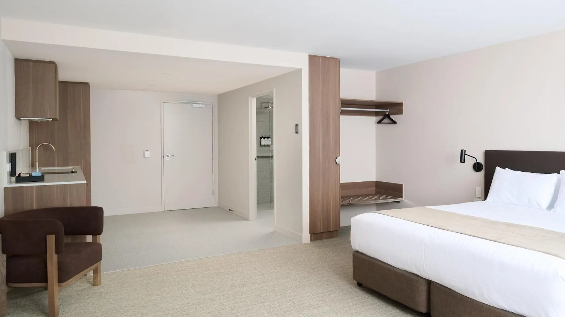 Abode Phillip Hotel Canberra Australia